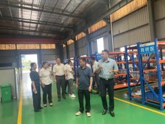 蘆溪水務(wù)總經(jīng)理劉慈華，易總監(jiān)等蒞臨我司參觀交流并指導(dǎo)工作
